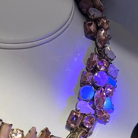 J. Crew Glacier Faceted Pink AB Opalescent Rhinestone Floral‎ Statement Necklace - Picture 14 of 16